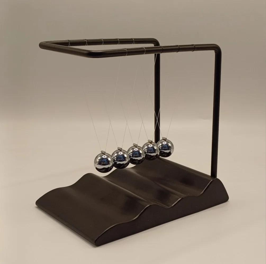 Hot Selling Magic Physics Balance Swinging Magnetic Sculpture Spheres  Newtons Cradle