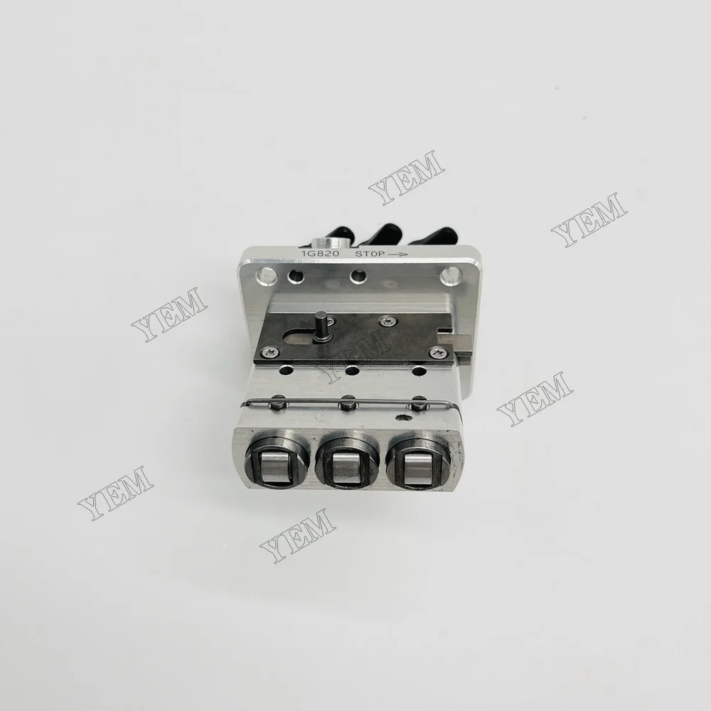 Fuel Pump Head 1G820-51011 for Kubota D722 High Performance Engine Parts 5