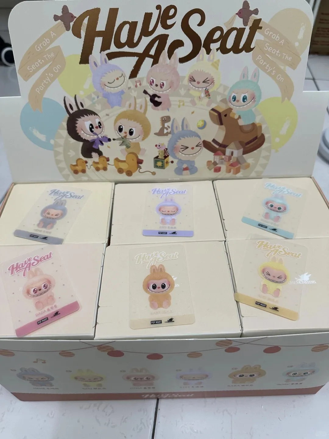 アニメフィギュアポップマートラブブはシートシリーズビニール