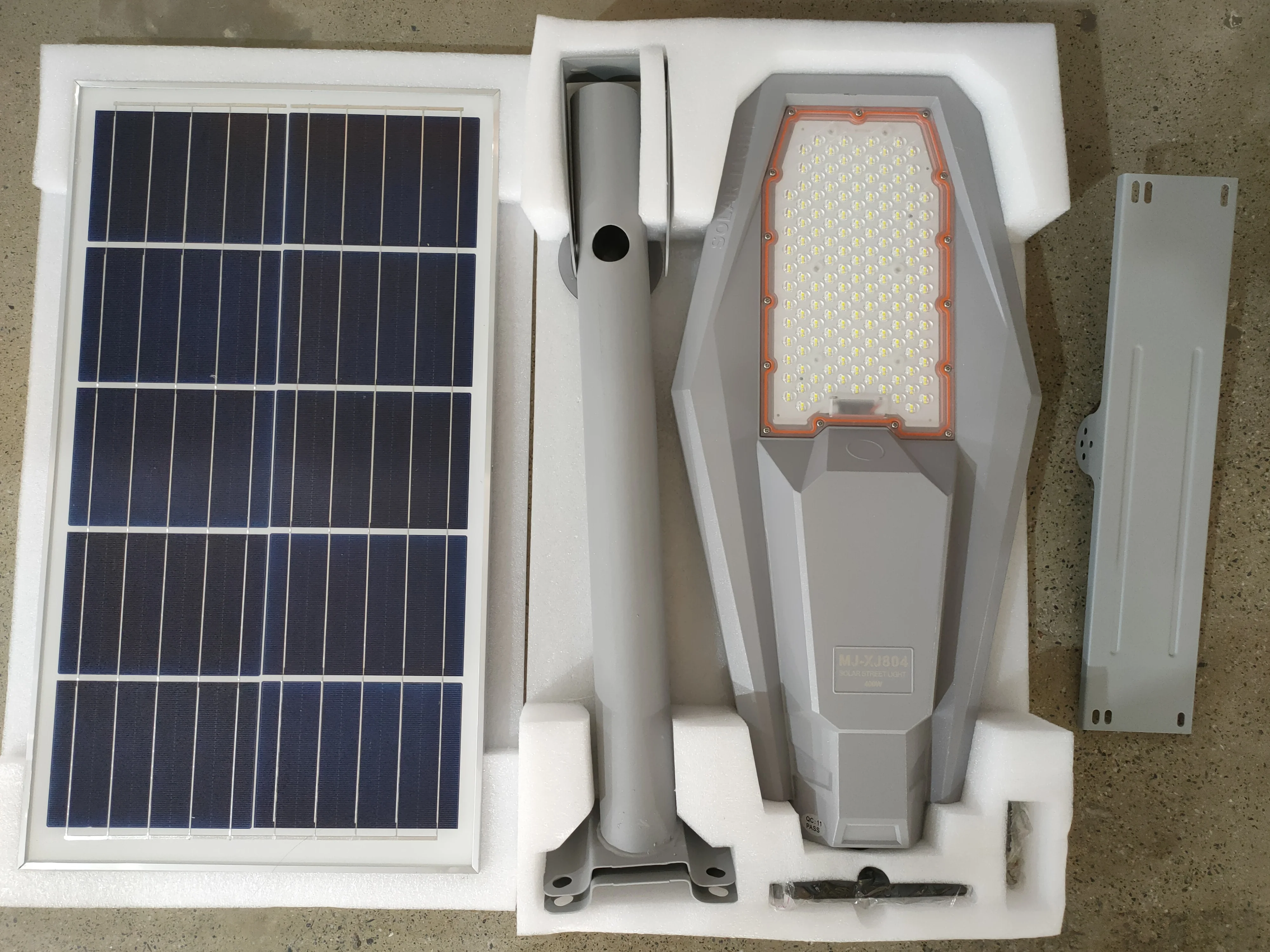 Omsen Solarlight All in Two Lifepo4 Battery Waterproof Ip65 Dusk