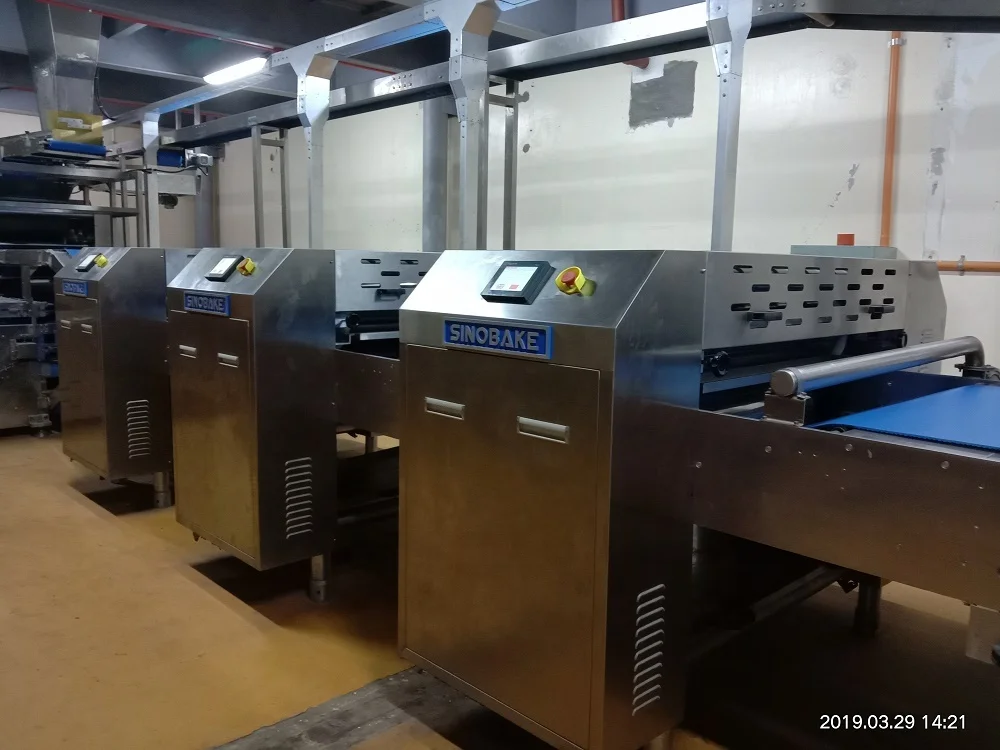 Машина SINOBAKE для производства жесткого бисквита хлебобулочное оборудование линия по производству бисквитов неправильной