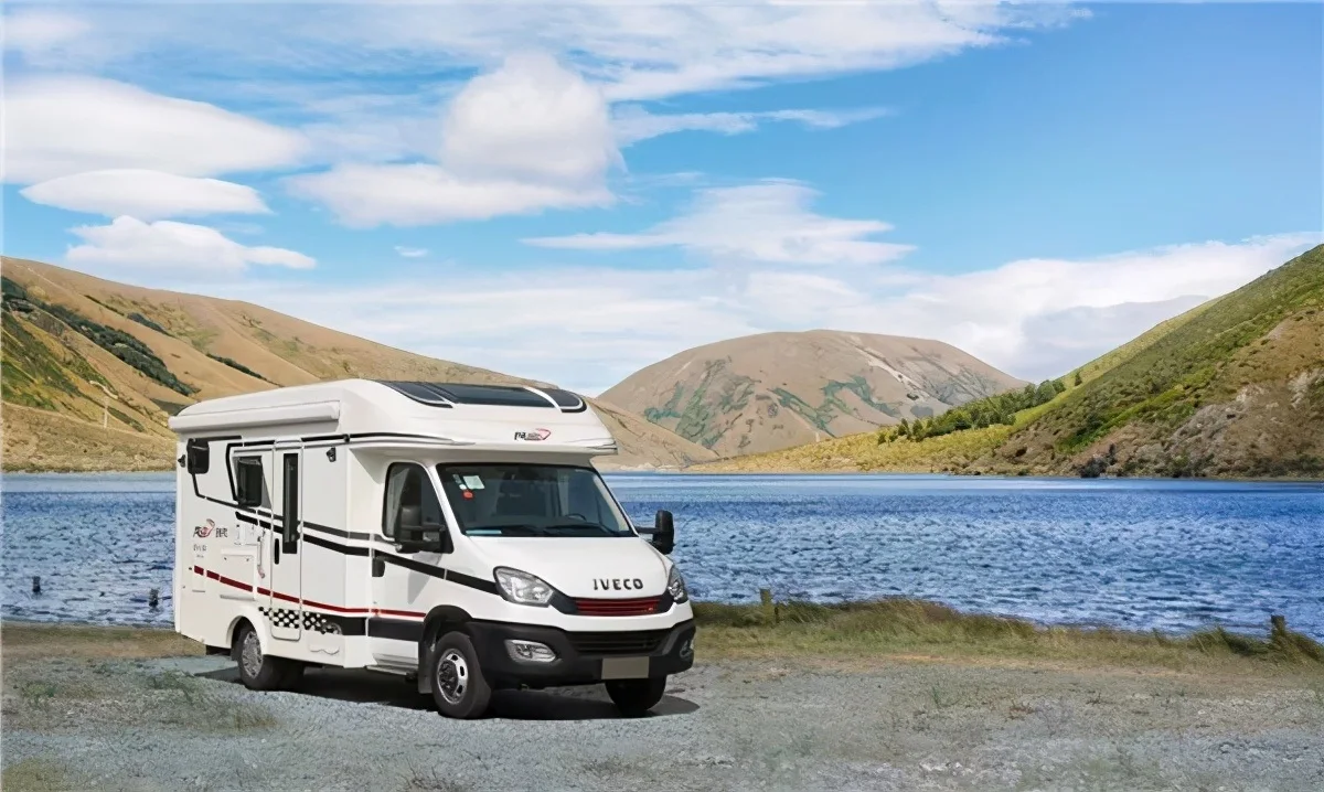 18L Diesel Hot Water Heater With  220v/110v Designed for Travel Vehicles Yachts Outdoor Cabins Bath Washing for Car  