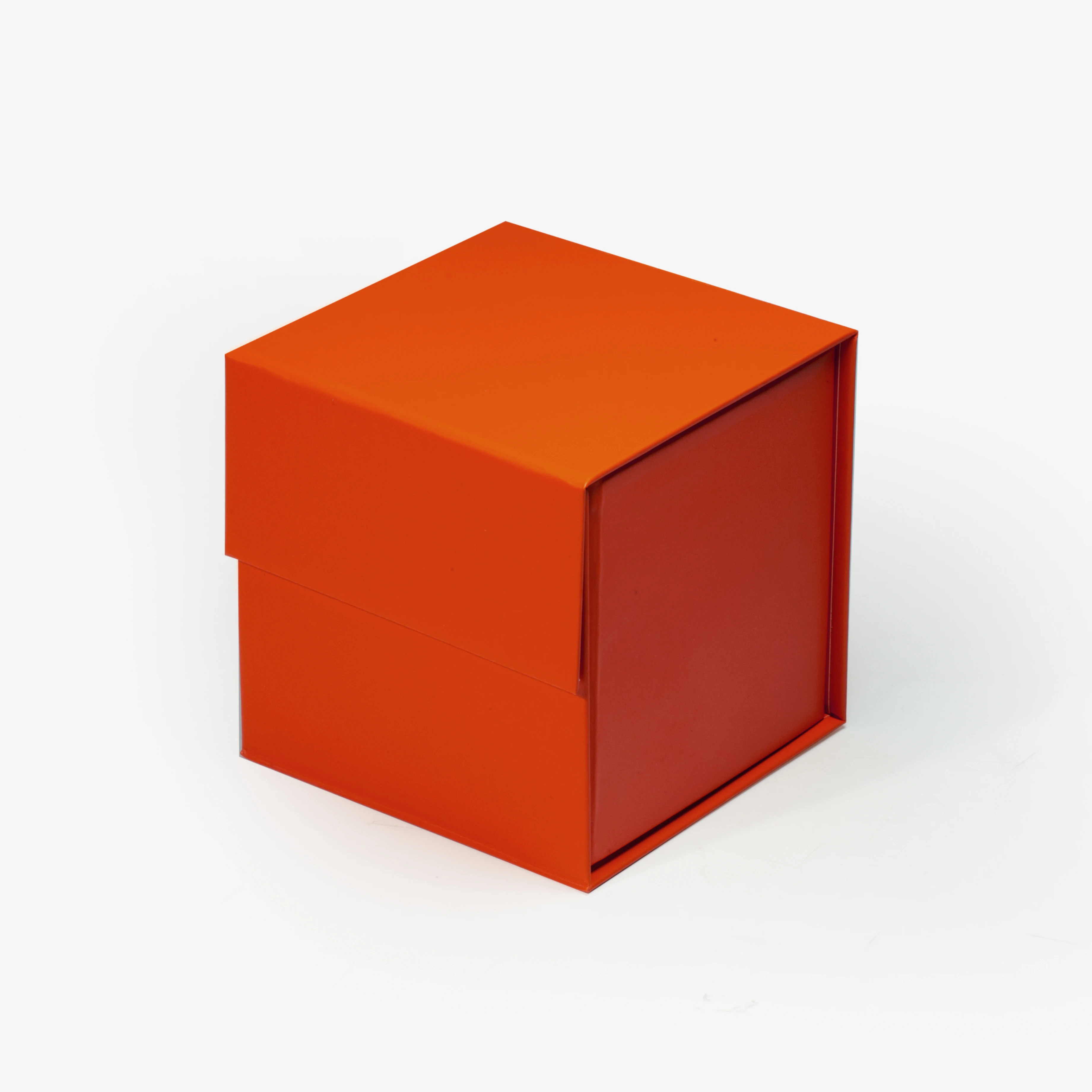 Recycled Small Cube Custom Printing Magnetic Closure Retail Gift Box for Candle Box Packaging Luxury