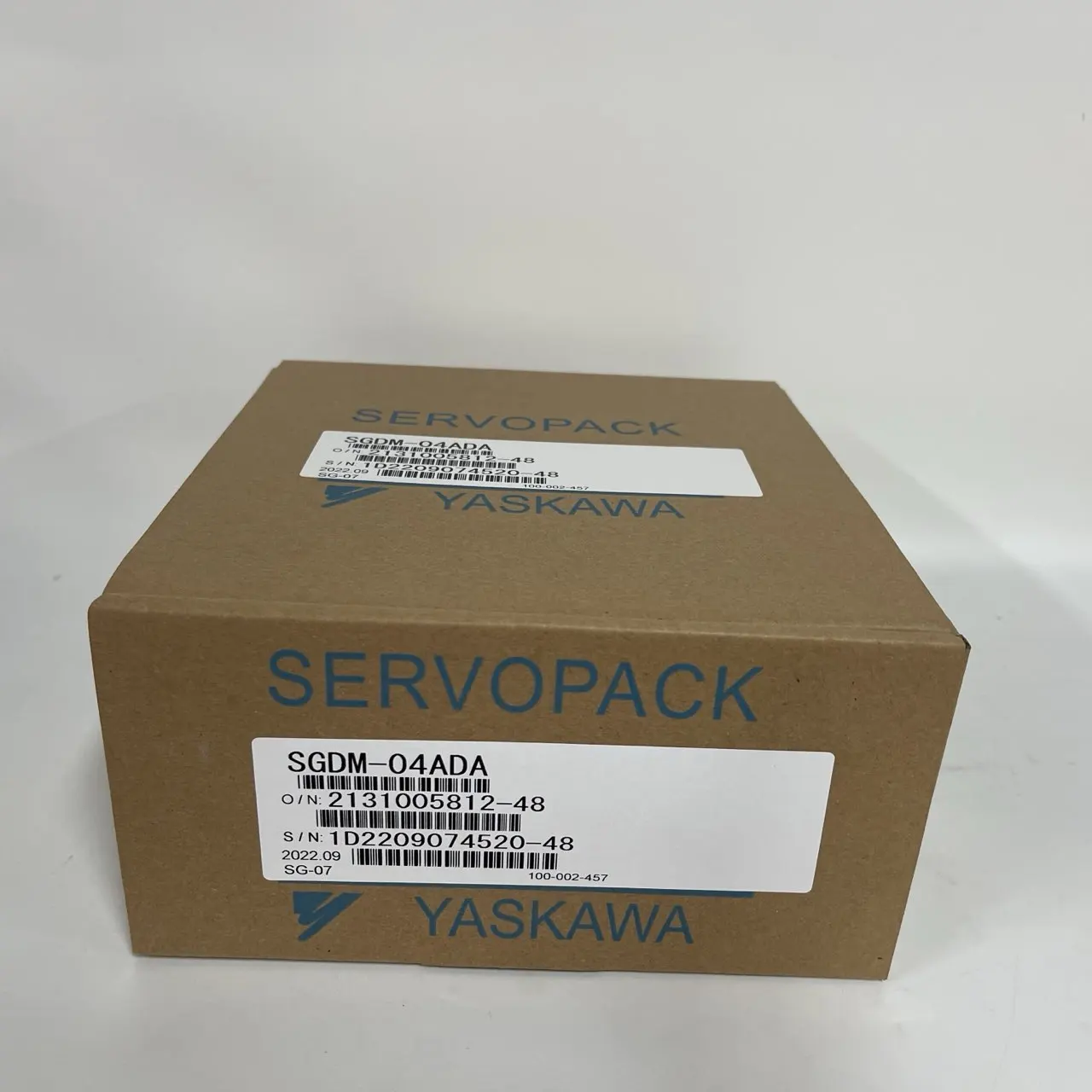 Yaskawa AC Servo Amplifier SGDM-04ADA