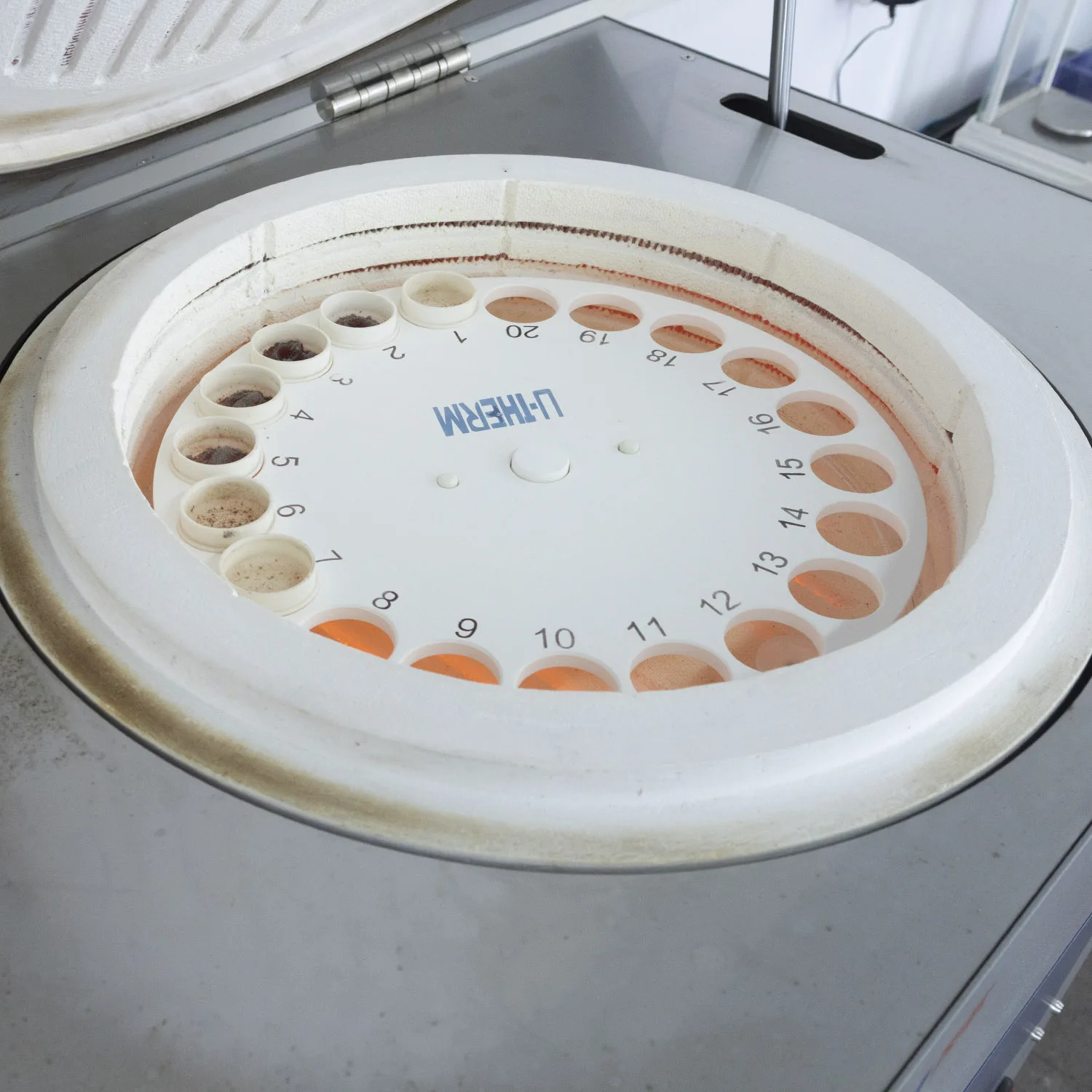 Automatic Coal Moisture Ash And Volatile Content Analyzer Ultimate And