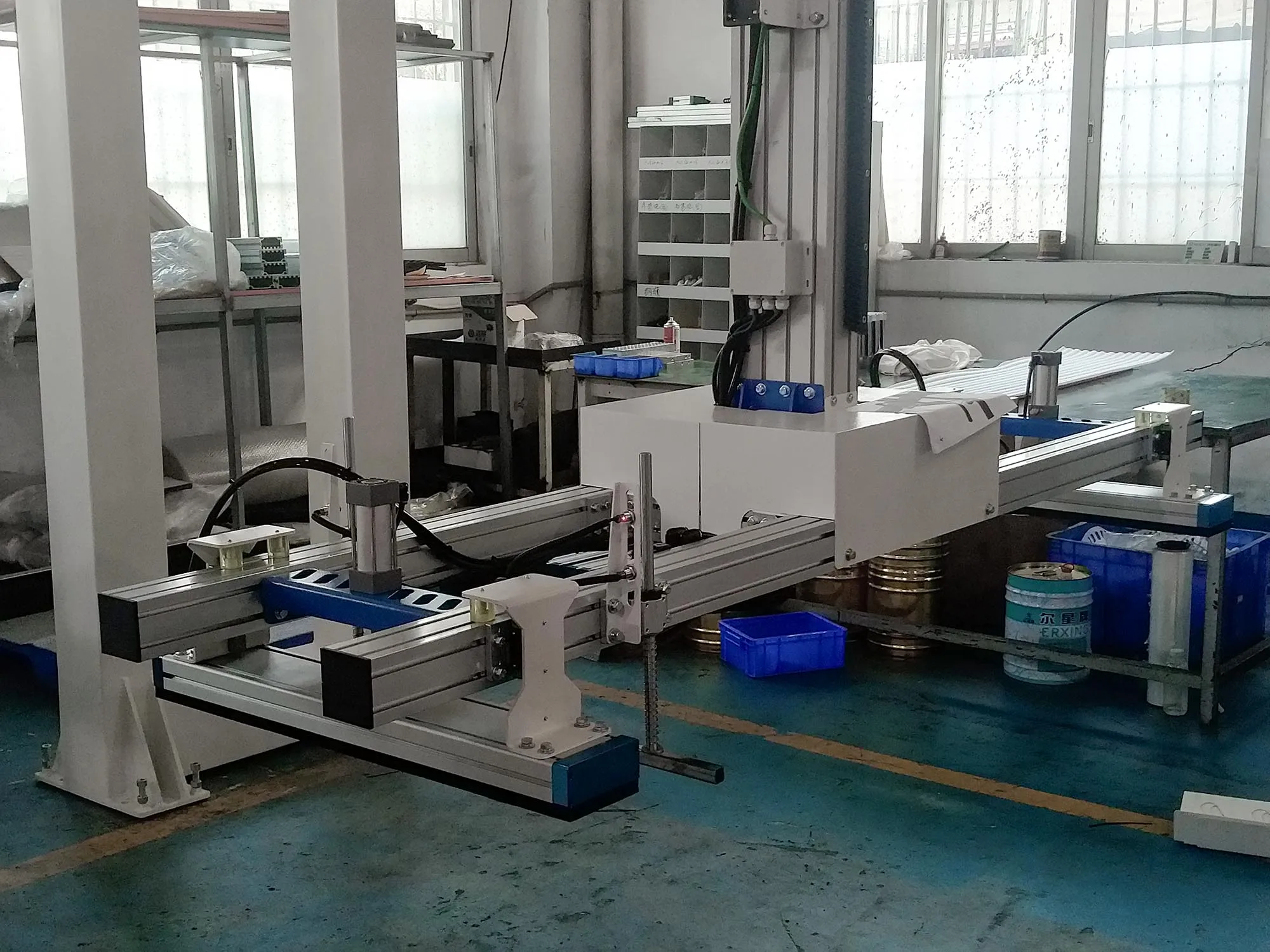 Hongrui Customized Woodworking Mechanical Furniture Assembly Machine For Furniture Factory