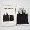 Enchufe británico negro de 25 W.