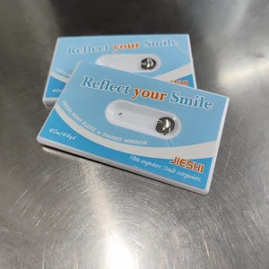 Daily Care Private Label Oral Clean Product Dental Floss Reflect Mirror Type 30m Minty Nylon Pocket Card Dental Floss Portable