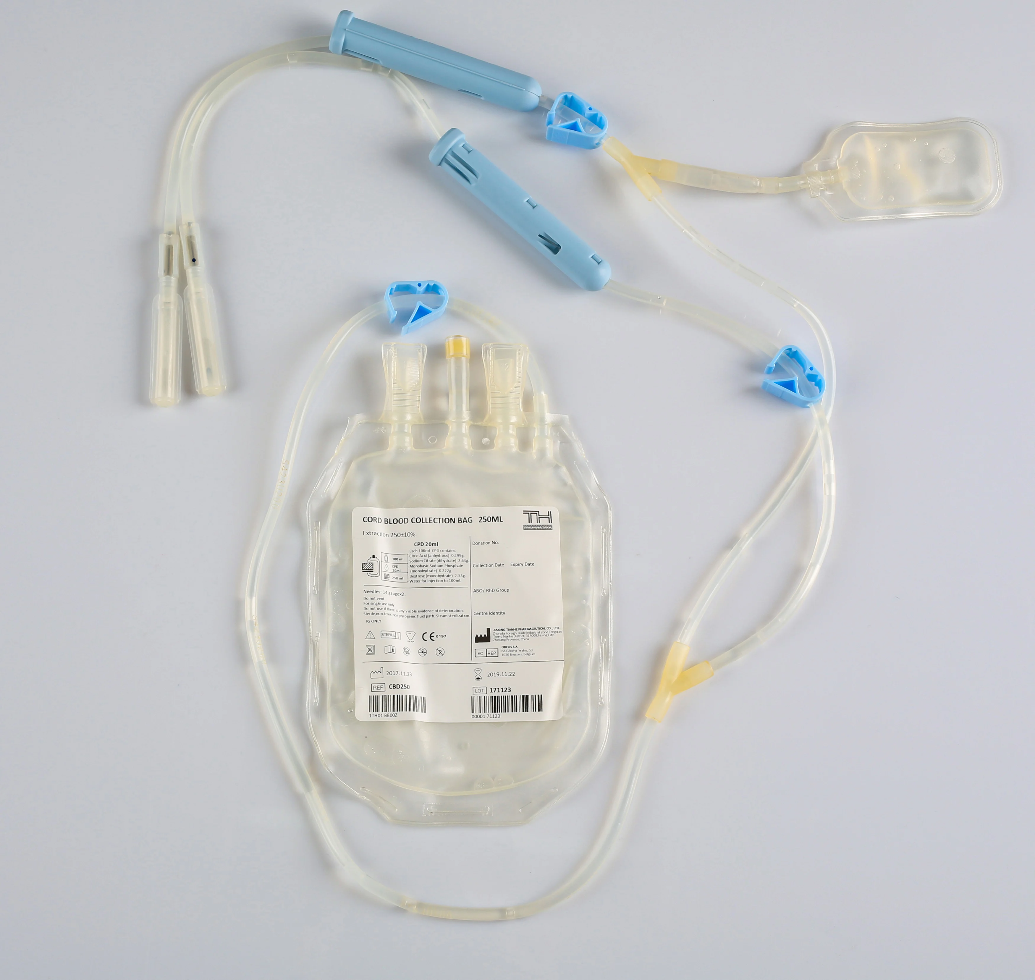 Factory Price Disposable Single/Double/Triple/Quadruple Medical PVC Blood  Transfer Bag with Cpda Cpd - China Blood Bag, Blood Collection Bag |  Made-in-China.com