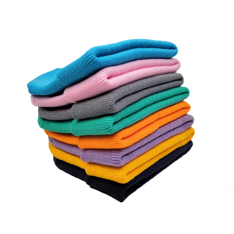 Fashionable Custom Embroidery Logo Solid Color Warm Winter Beanie Knit Hats Manufacturer