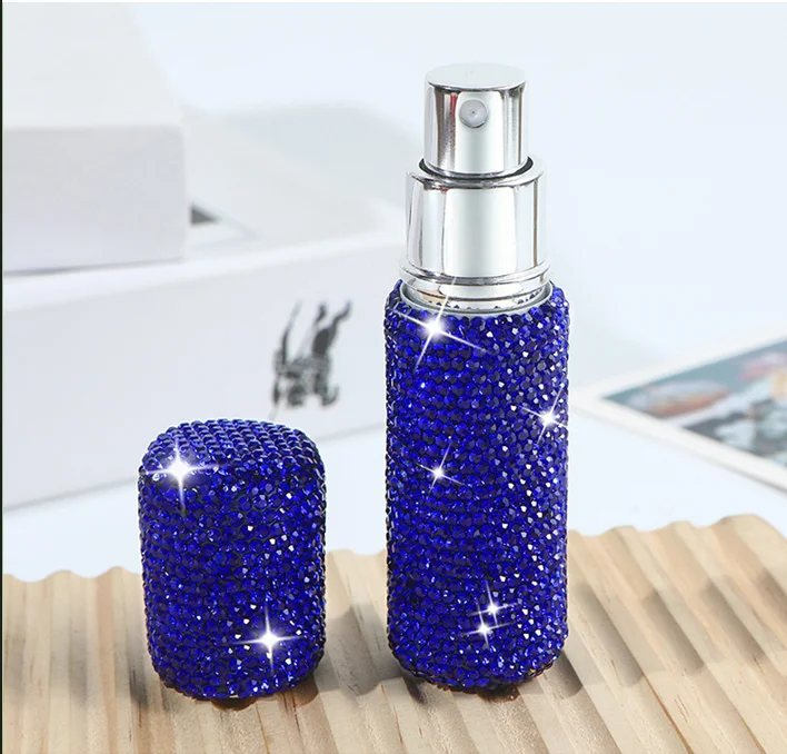 Custom Design Bling Rhinestone Luxury Creative Crystal Small Empty Perfume  Bottle for Traveling Suit Portable Spray Bottle