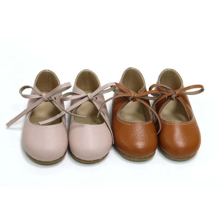 Лучшие из натуральной кожи на шнуровке однотонные модельные туфли для маленьких девочек