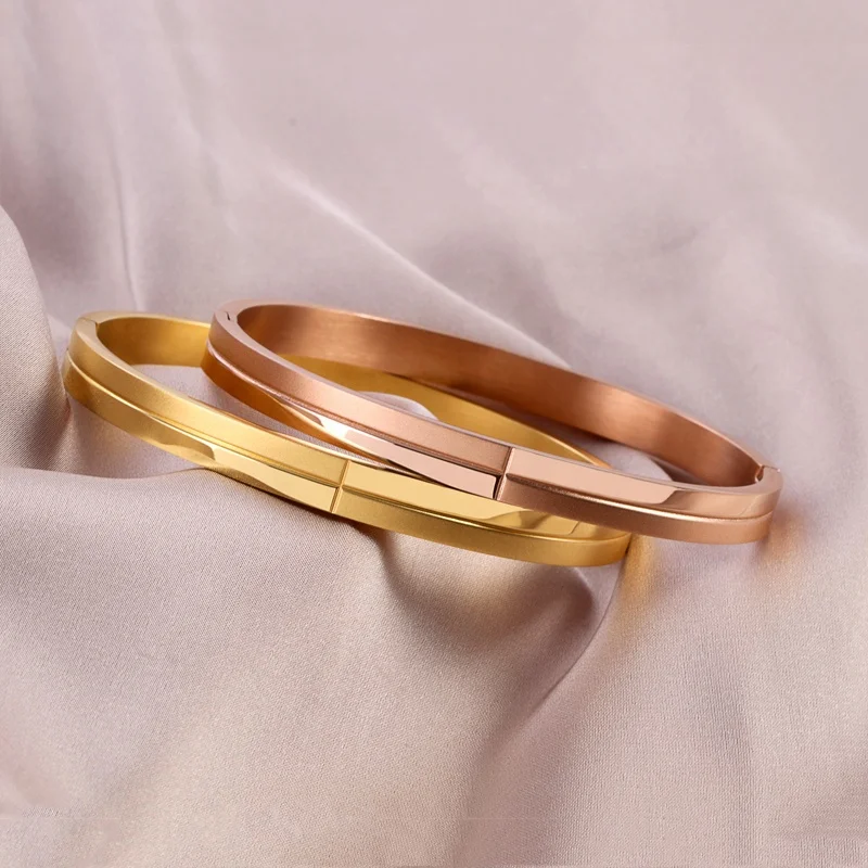 Hot Sale New Fashion Fine Jewelry Couple Stainless Steel Bracelets Cross Bangle