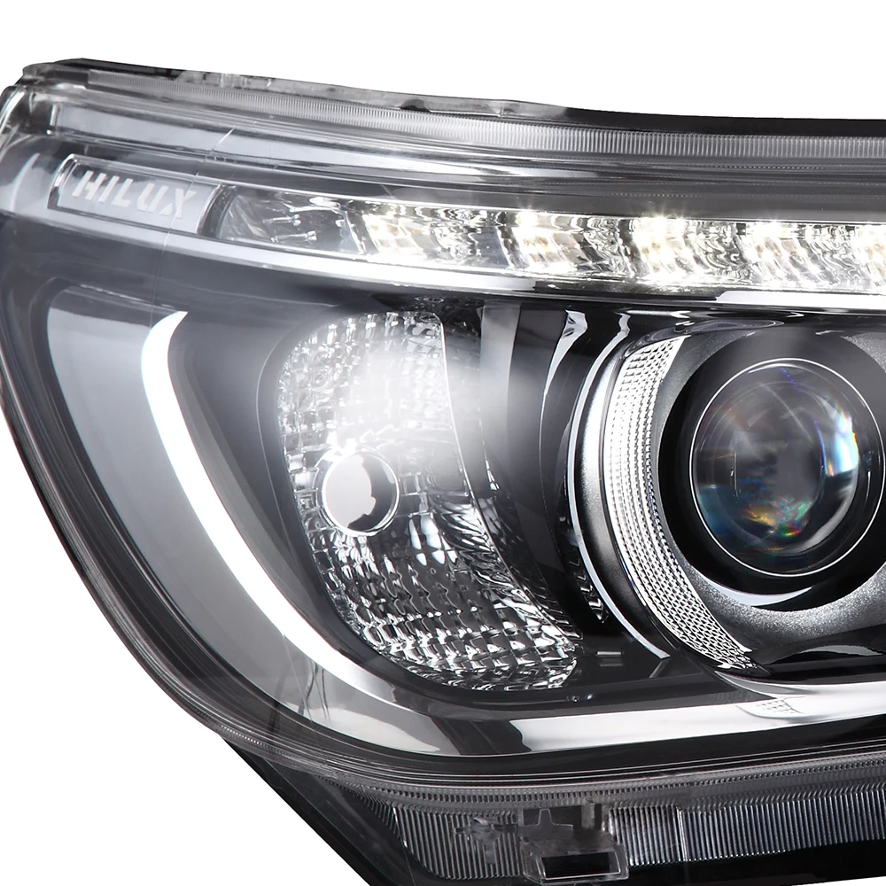 Vland Yiaalux Wholesales LED Headlights Head Light 2016 2017 2018 2019 Sequential Car Headlamp For Toyota Vigo hilux revo supplier