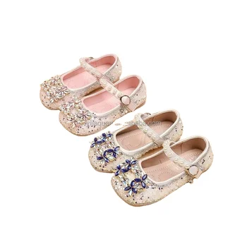 Lovely exquisite summer new girls' sandals Soft soled Princess shining children's shoes high quality