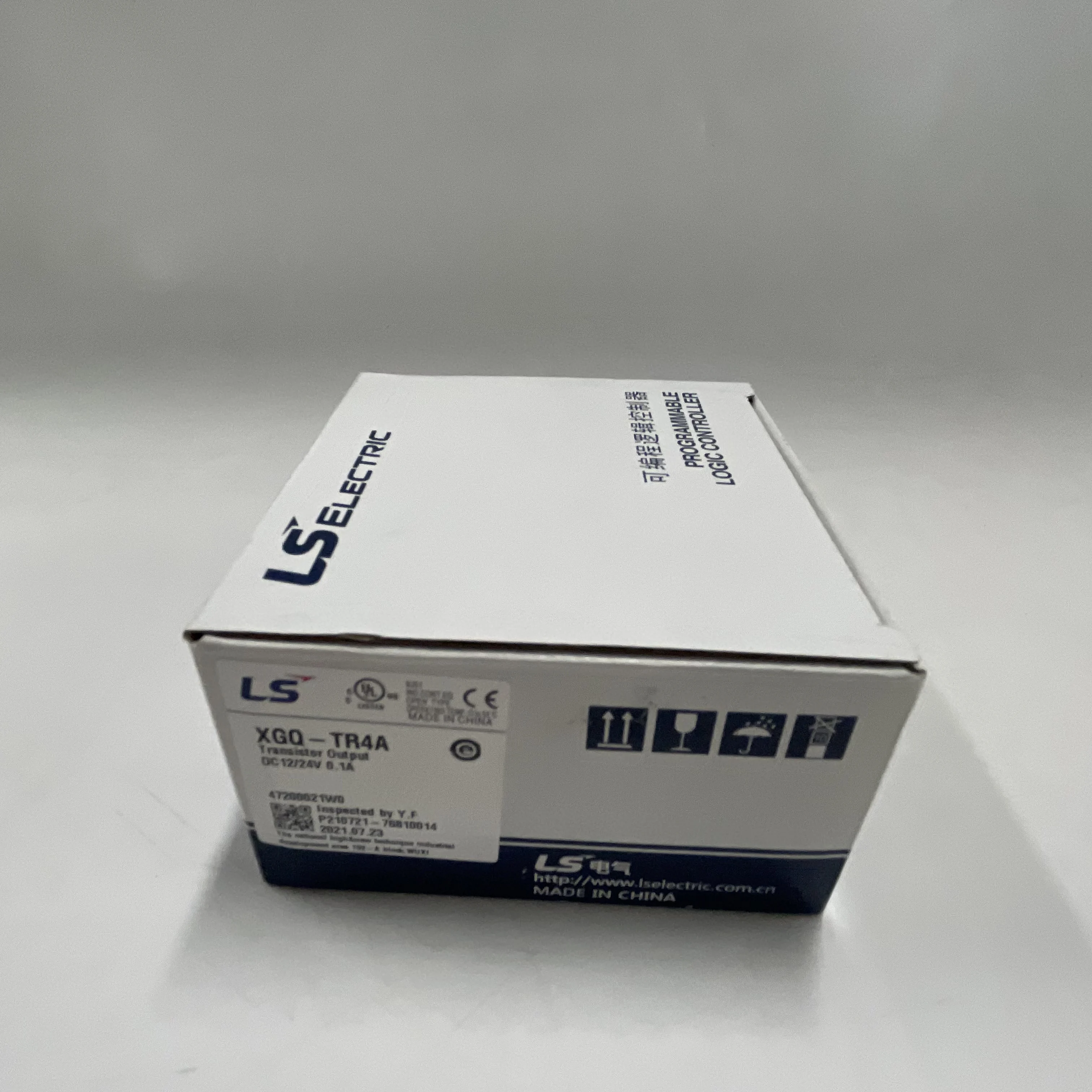 LS Programmable Logic Controller XGQ-TR4A