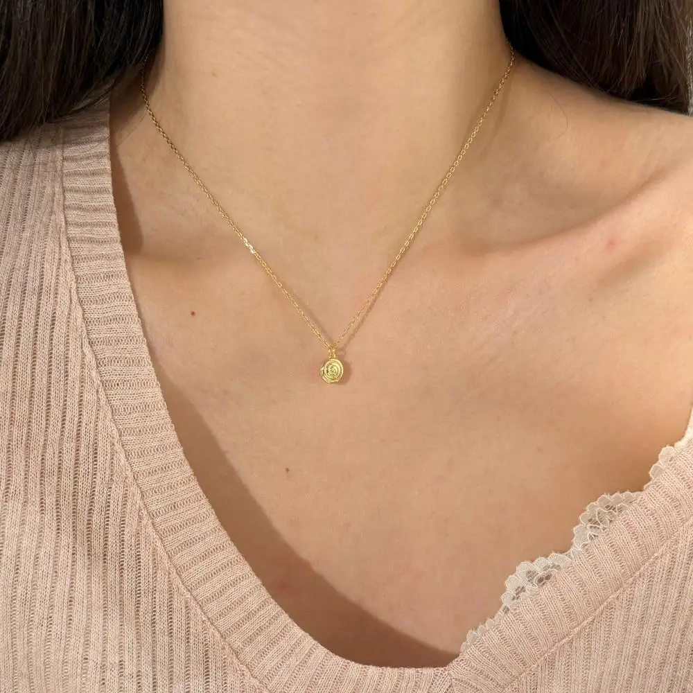 KAKODIY Colorfast 925 Sterling Silver Women's Beautiful 14K Gold Plated Pendant Jewelry Necklace for Girls detail 5
