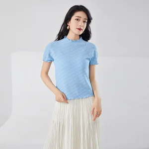 Hot-Selling Women's Casual Short T-Shirt Pleated Design With Crew Neck Breathable Short-Sleeved Top Special Summer Commuting
