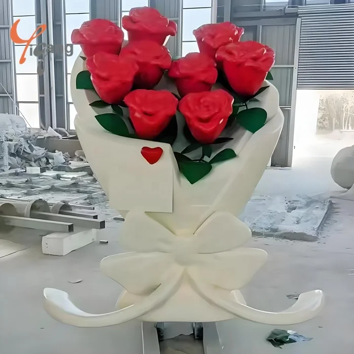 High Quality Life-Size Colorful Flower Bouquet Rose Sculpture Customizable Factory Fiberglass Resin Crafts Decoration