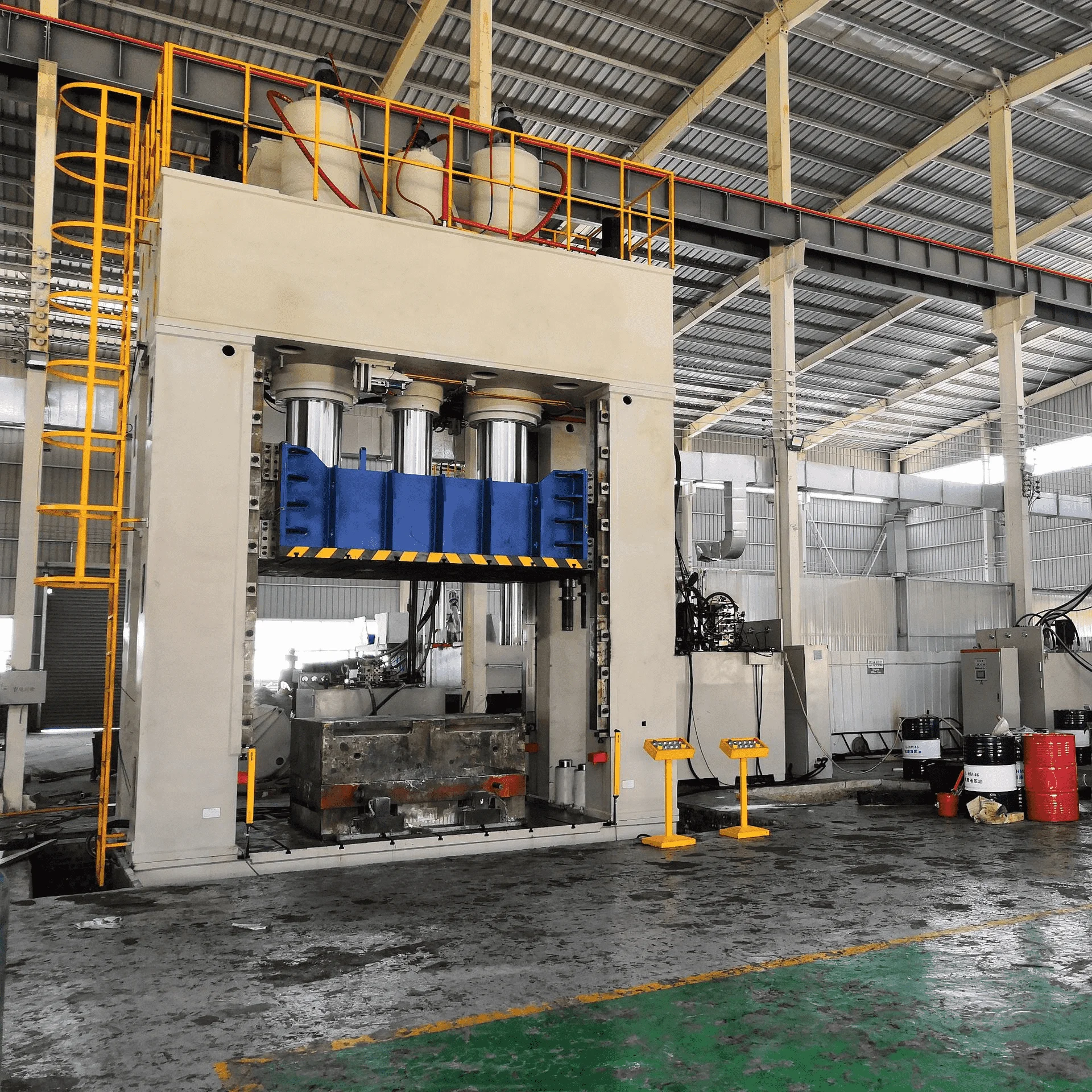 Supplier Hydraulic Scrap Metal Cubes Press Machine Tank Head Dished End Forging Stamping Machine to Form Head