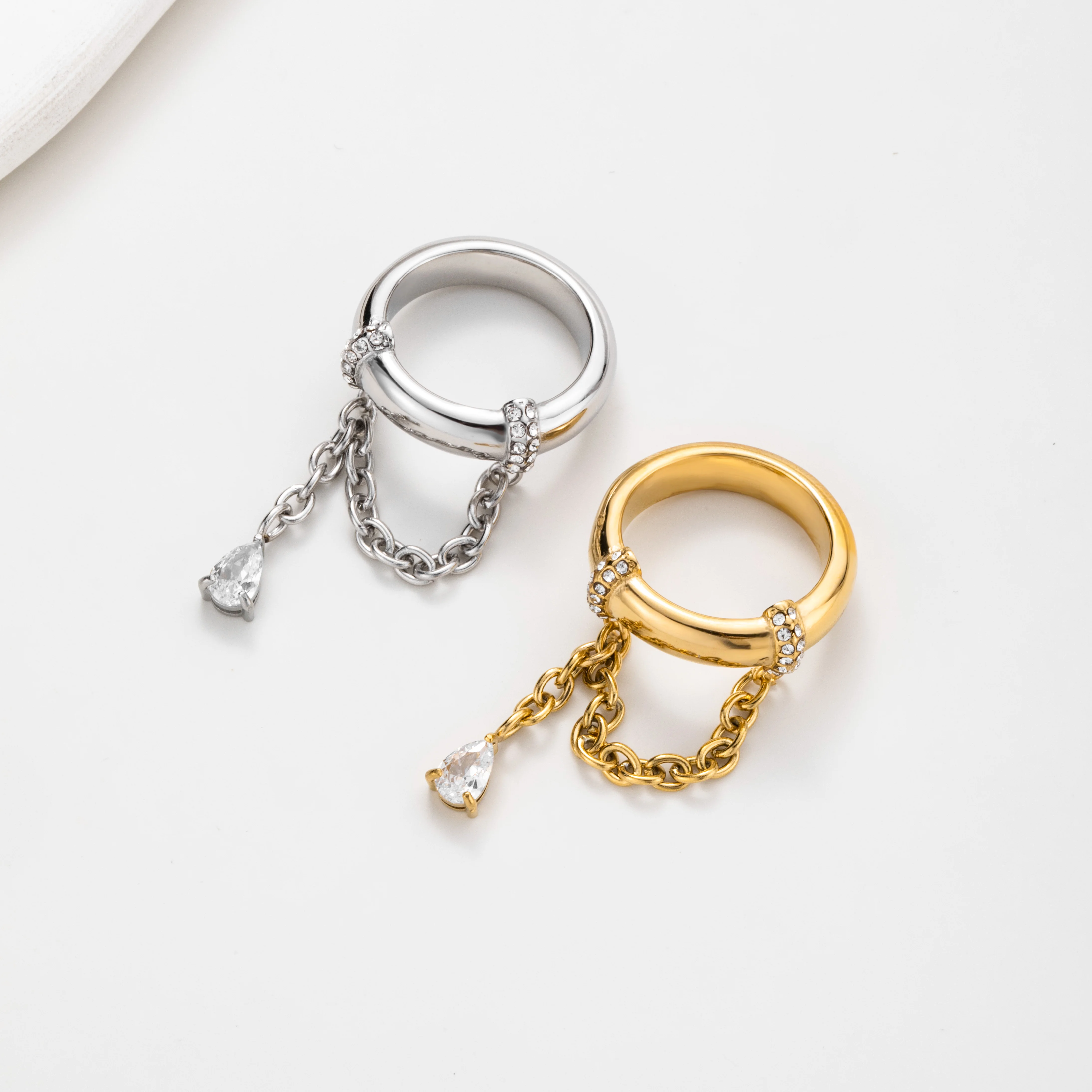 YF8086 Premium Feeling Zircon Chain Ring Water Drop Pendant Design 18K Gold Plated Waterproof Stainless Steel Ring for Women