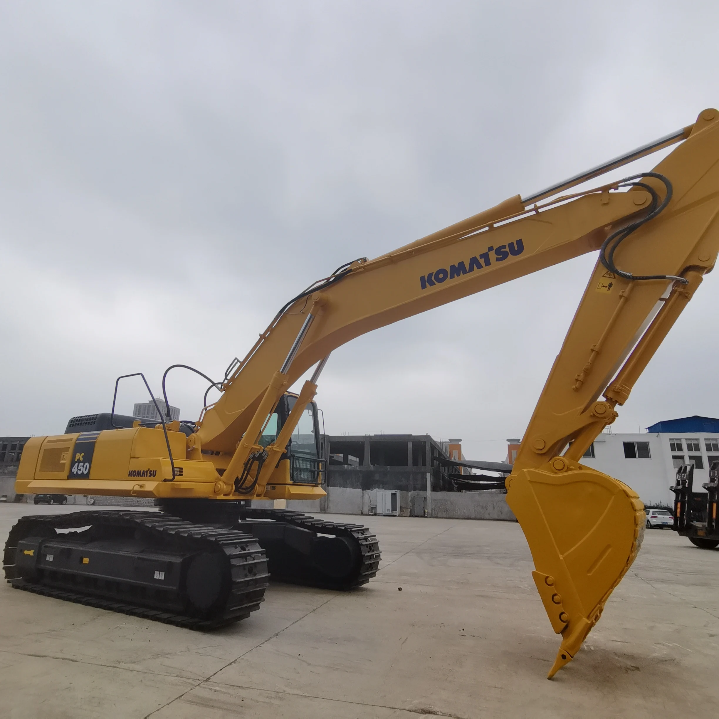 Low Price Komatsu PC450lc-7 Used Crawler Excavator on Sale