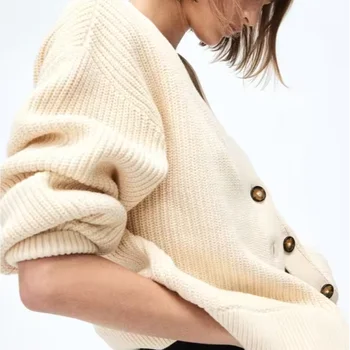 New Arrival Loose-fit cardigan in a soft rib knit made from a cotton blend