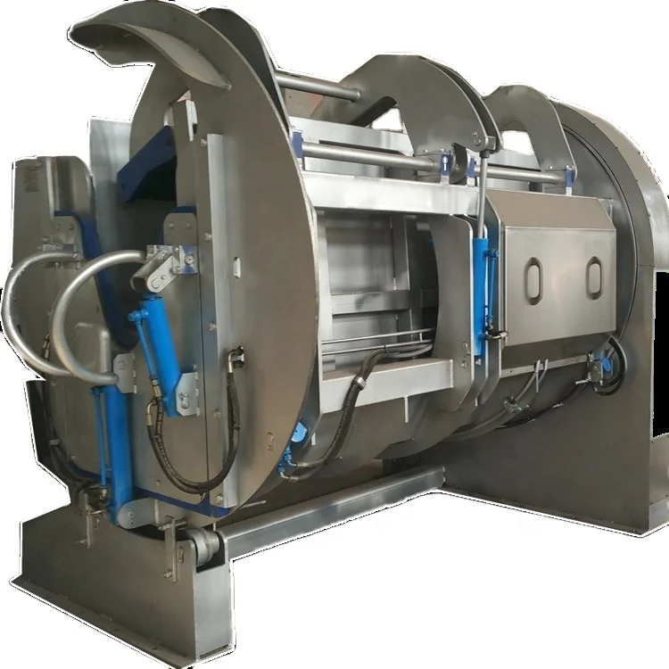 High-efficiency automatic slaughtering machine for halal cattle farms