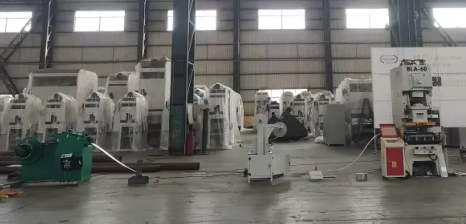 Automatic Number Plate Press Machine - Efficient & Secure