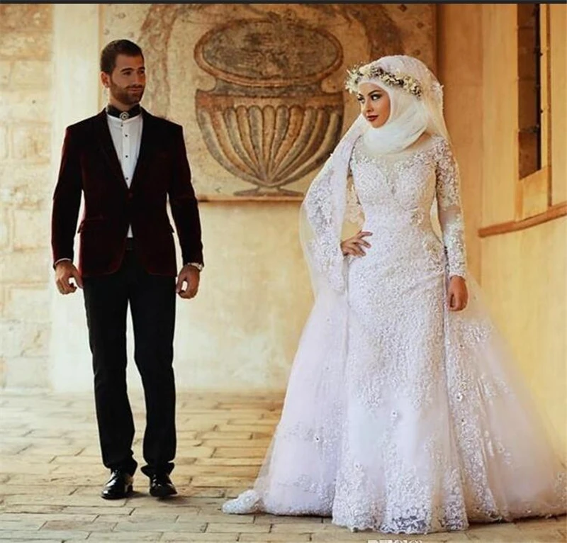 50 Muslim Wedding Dresses - Bride & Groom (updated)