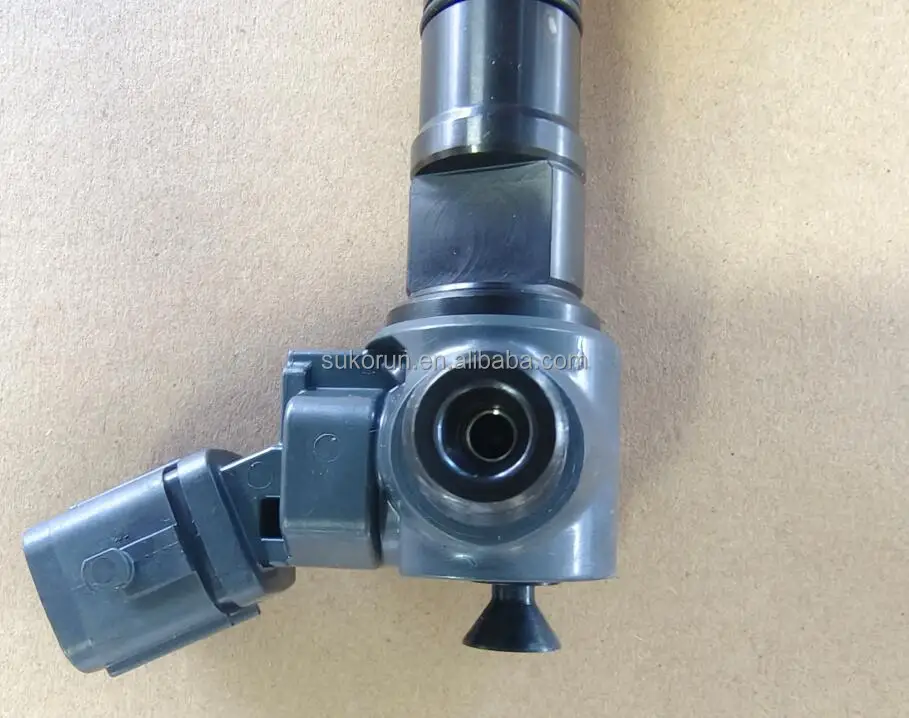High Quality 6 Pins Fuel Injector for Toyota Engine 2GD-FTV
