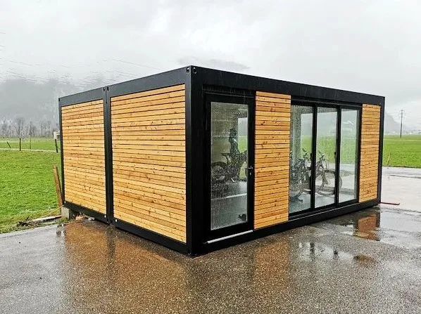2023 Newest Modified Norwegian Mobile Living Tiny Container House Price Small Movable Prefab Cabin Wooden House Design