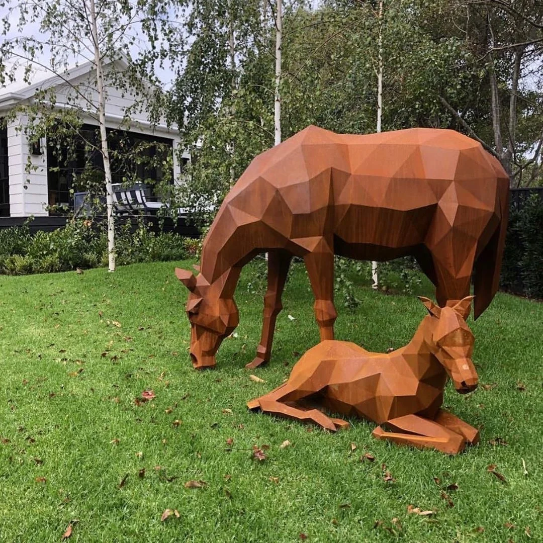 Rusty Steel  Large Customizable Animal Statue Bird Horse Kangaroo Corten Steel Animal Sculpture
