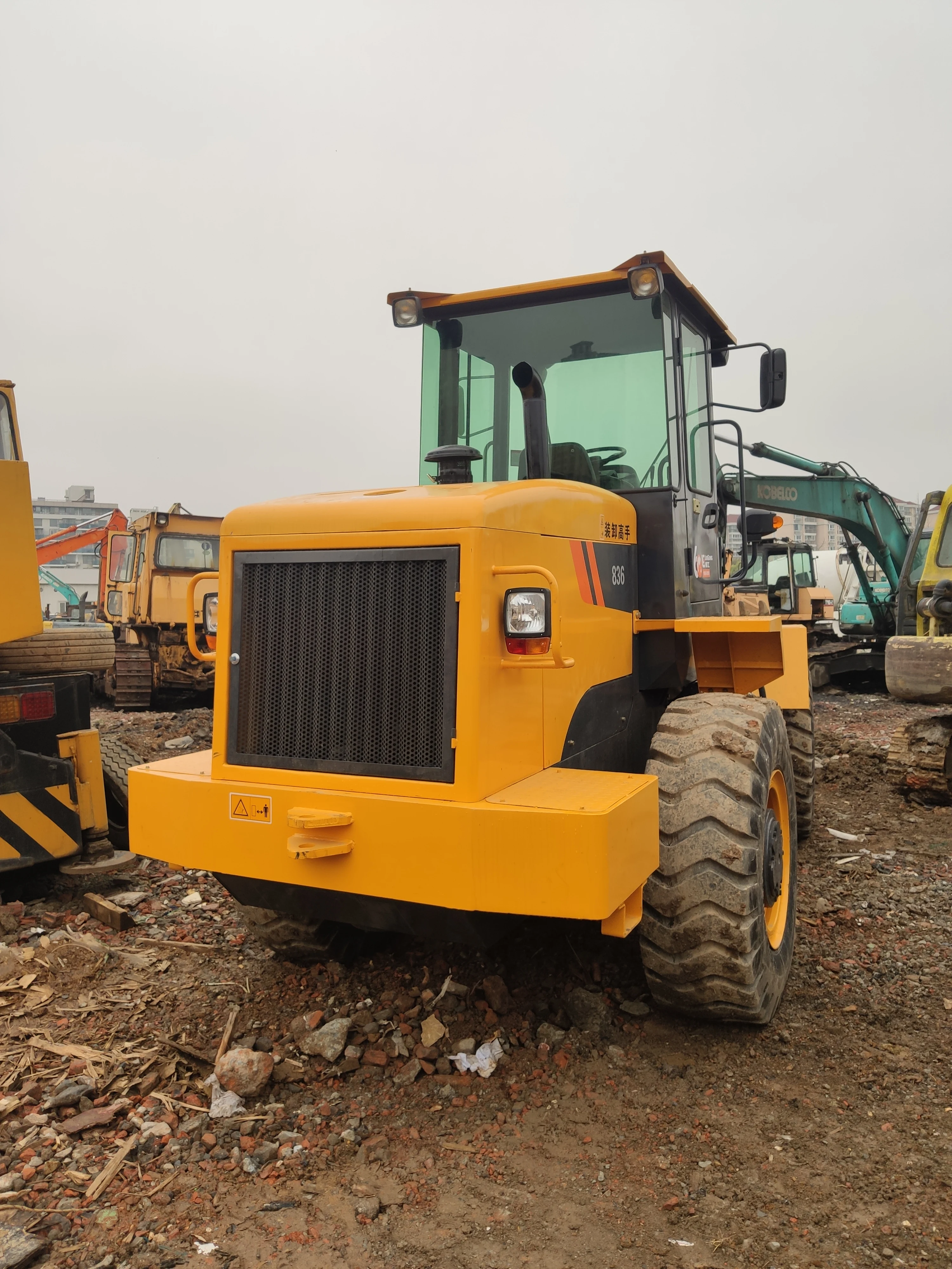 Популярный лесовый Колесный Погрузчик LIUGONG 3ton 836 с деревянным грейпером, заводская цена