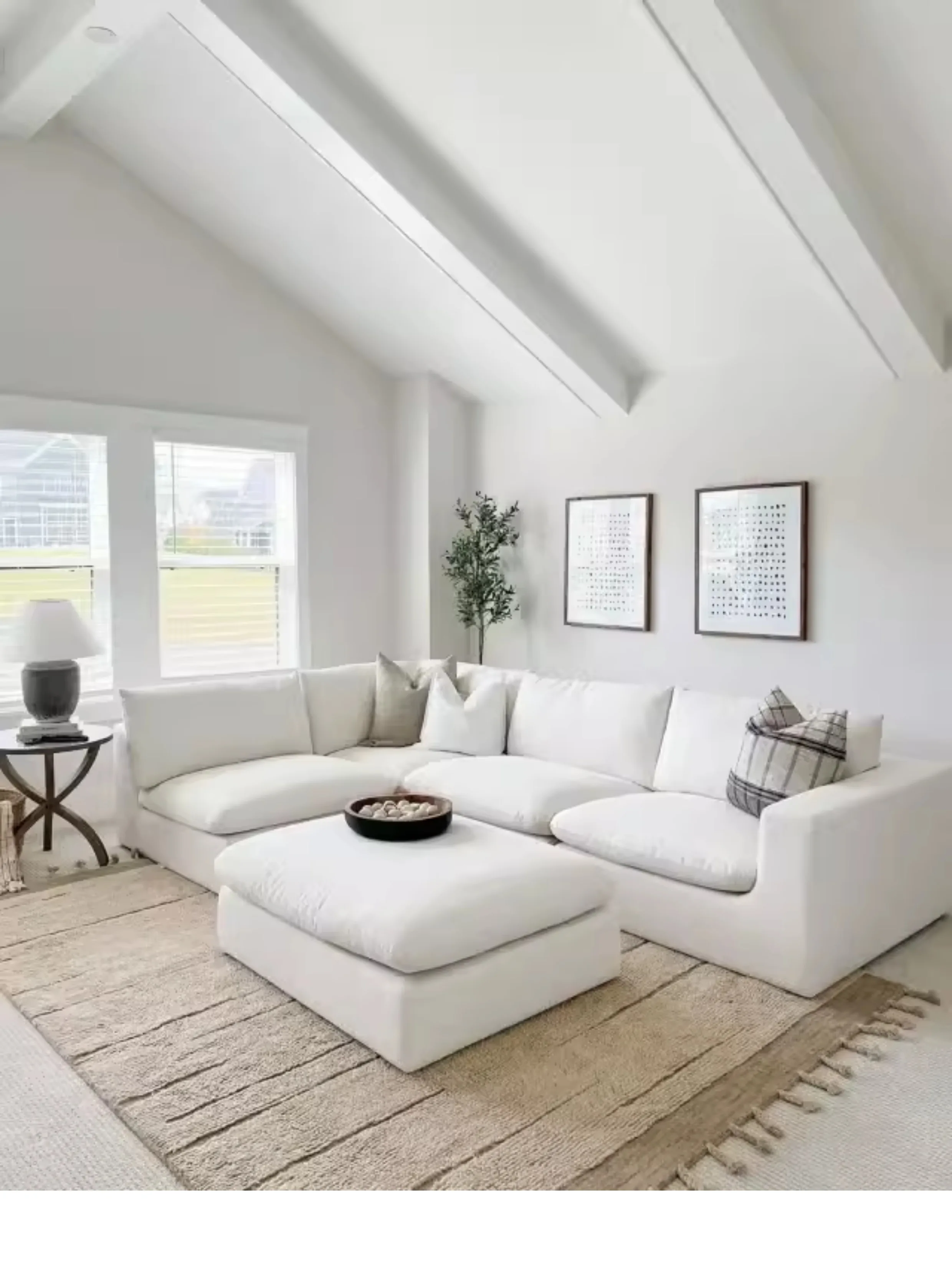 View of French Style Small Unit Nordic Minimalist Quiet White Module ...