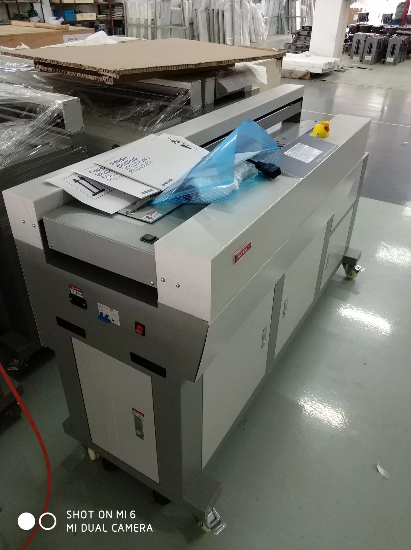 Fully Automatic Book Binding Machine With Hot Melt Glue