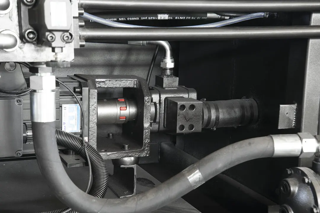 Пластиковая машина для изготовления бампера автомобиля ящиков стульев PLASTAR 4000KN Профессиональная производственная литья под