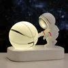 Basketball astronaute (lumière naturelle)
