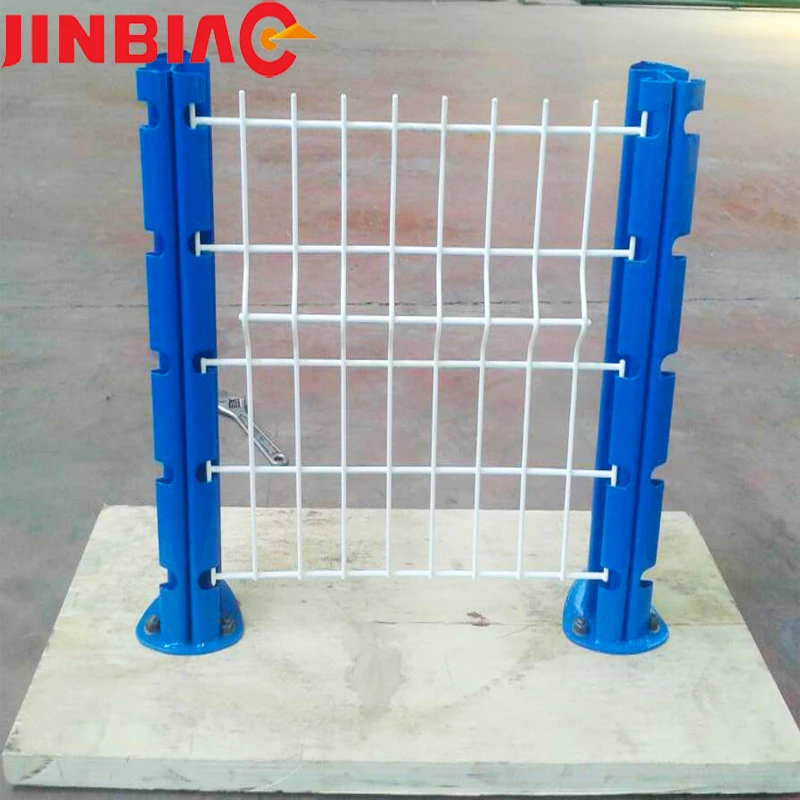 product 6 gauge galvanized welded curved 3d wire mesh fence razor barbed panels-3