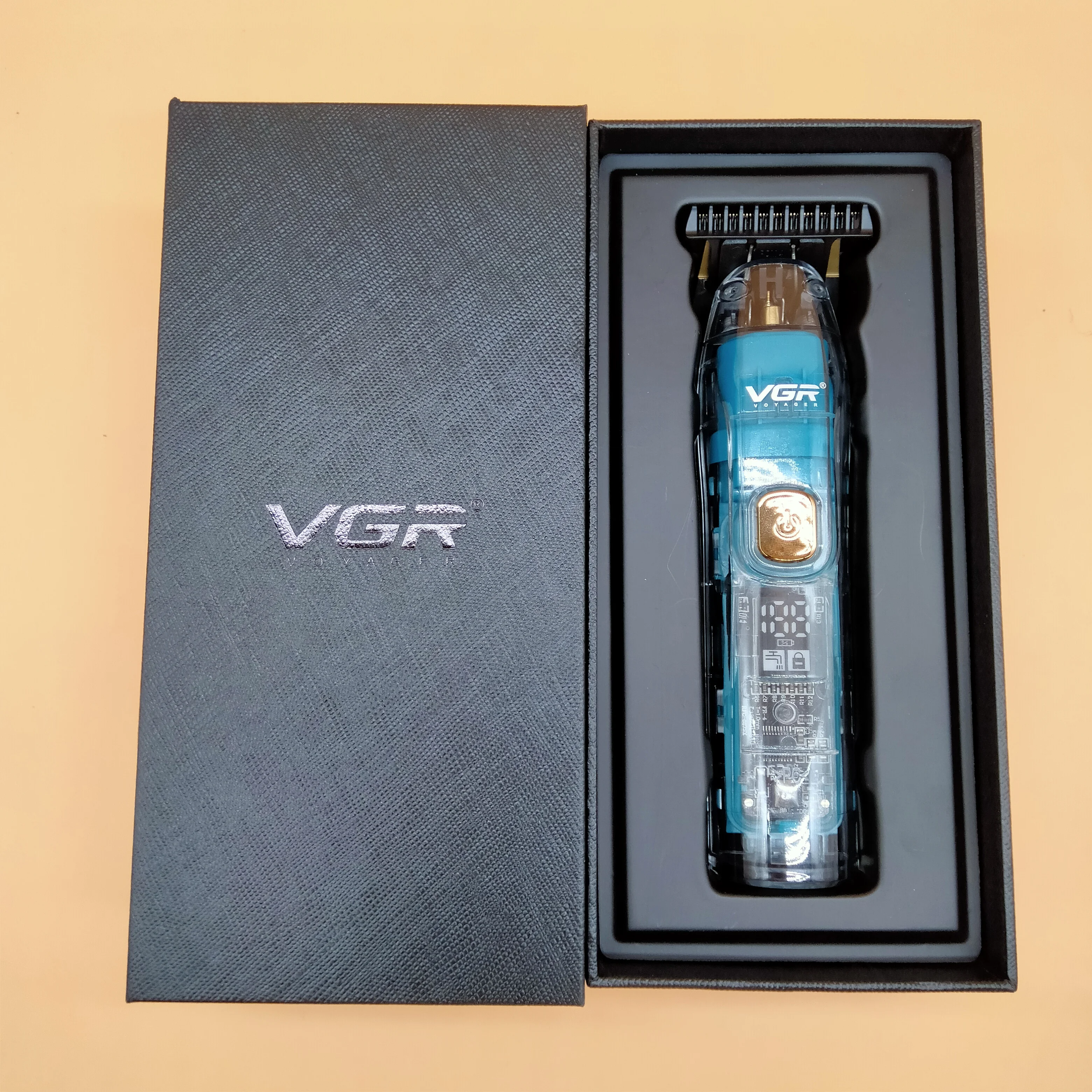 Rechargeable Vgr V-961 Cordless Hair Clipper for Men - Transparent