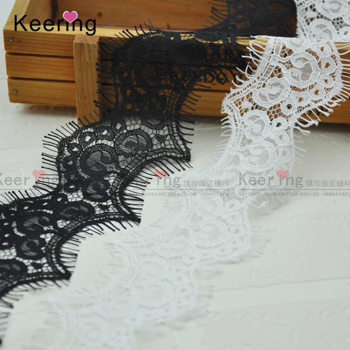 Nastro Di Pizzo Decorativo Bianco Tyenaza, Perfetto Per Matrimoni, Compleanni E Natale - 10 Metri Per Rotolo, Larghezza 4,5 Cm, Colore Viola