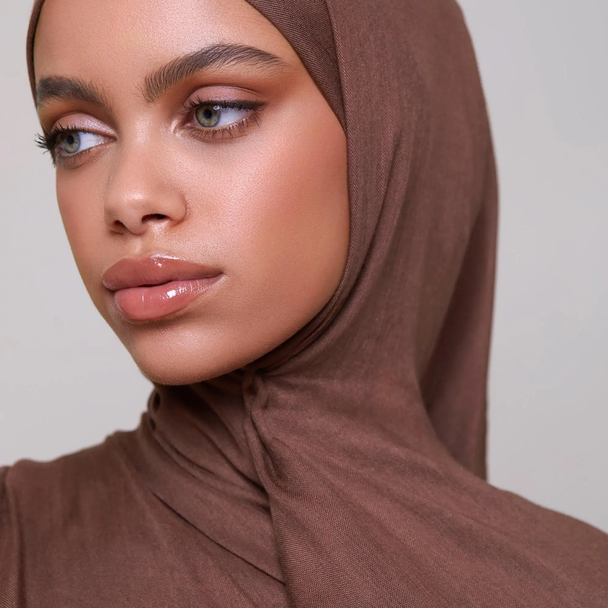 2025 Custom Packing 100% Viscose Modal Hijab Bamboo Scarf Soft and Breath Cotton Modal Premium Headscarf