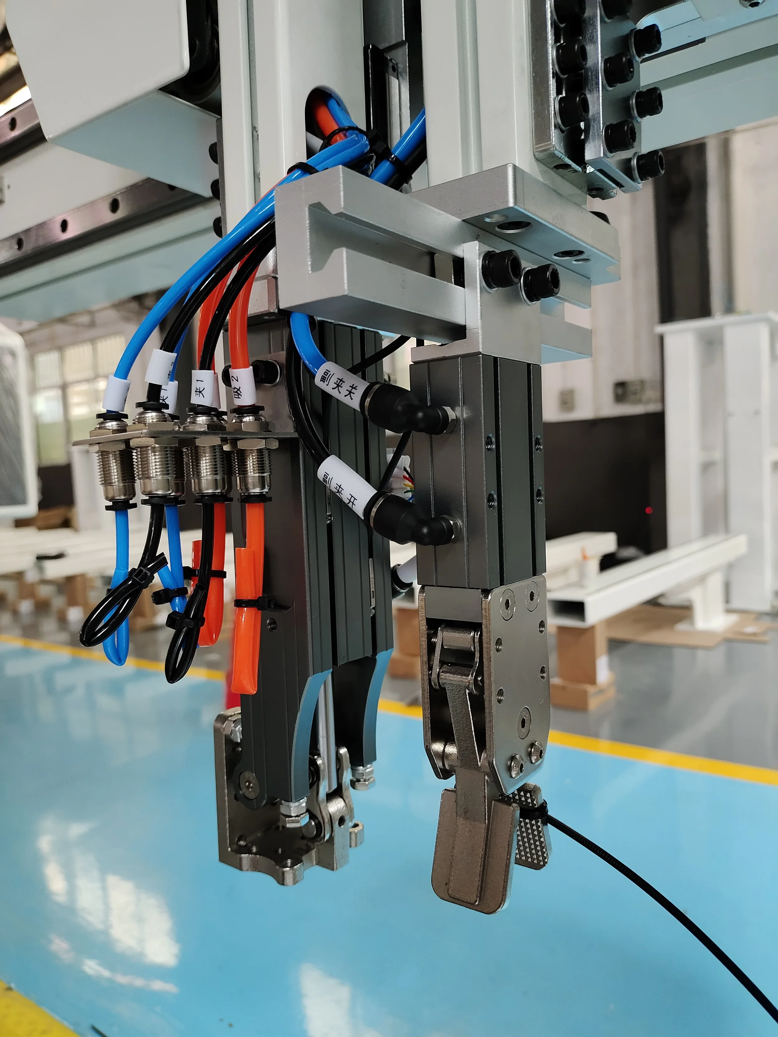Robot Arm with Vacuum Suction Cup Xyz Telescopic 5 Axis Robot Arm