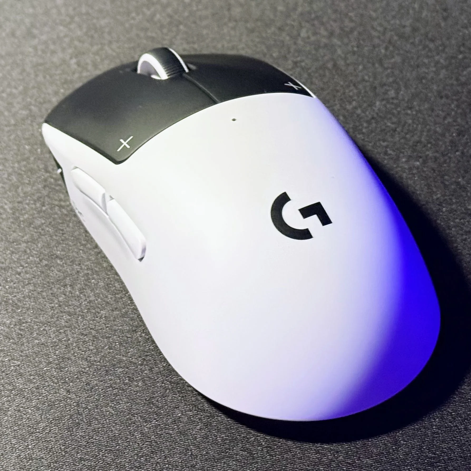 Logitech G PRO X2 SUPERSTRIKE LIGHTSPEED Wireless Gaming Mouse