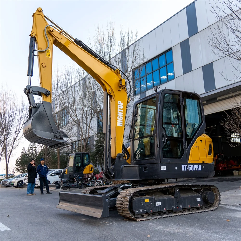 Ny grävare/excavator, 6-tonnig excavator, dieselmotor, Euro 5- och EPA-certifikat, svängarm