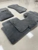 Gris oscuro