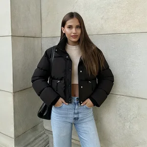 2026 Wholesale Women's Winter Short Cropped Zip up Bomber Puffer Winter Ladies Jackets Long Sleeve Woman Puffer Coats