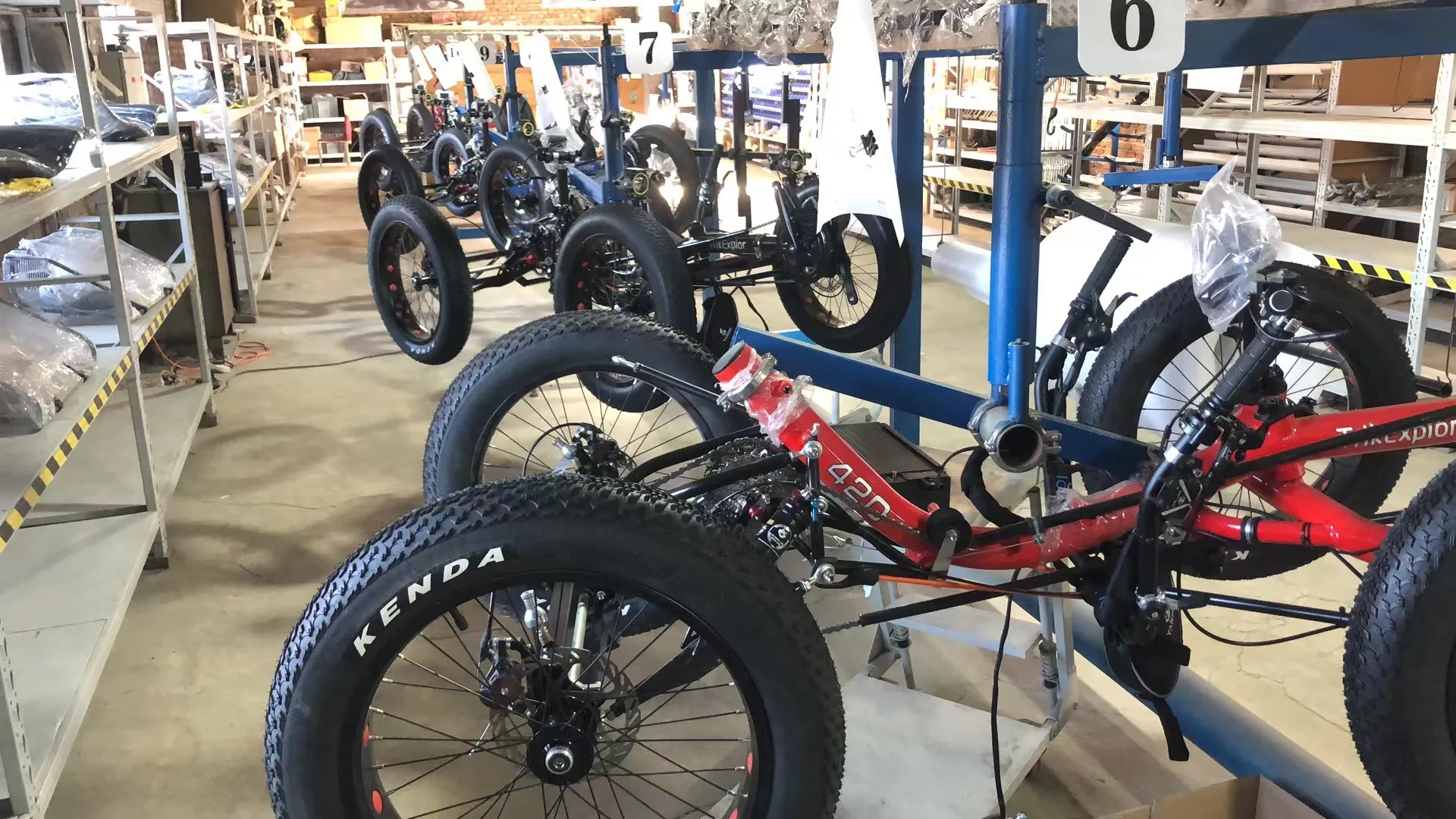 TrikExplor Newly Design Factory Price Comfortable 4 Fat Tire Wheel