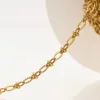 Horizontal stripe clip 8 characters: gold