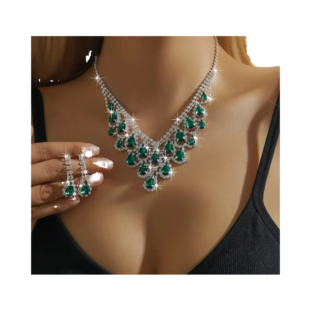 Gold Plated Teardrop Pendant Necklace Set
